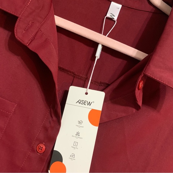 NWT Women’s Whine Red AISEW Button Down Casual V-Neck Longsleeve Collared Blouse - Picture 7 of 8